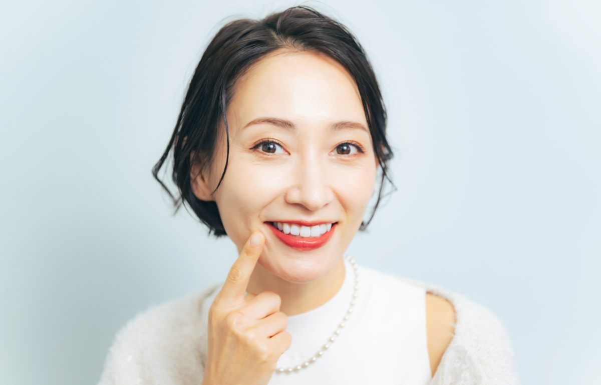 八重歯のある女性